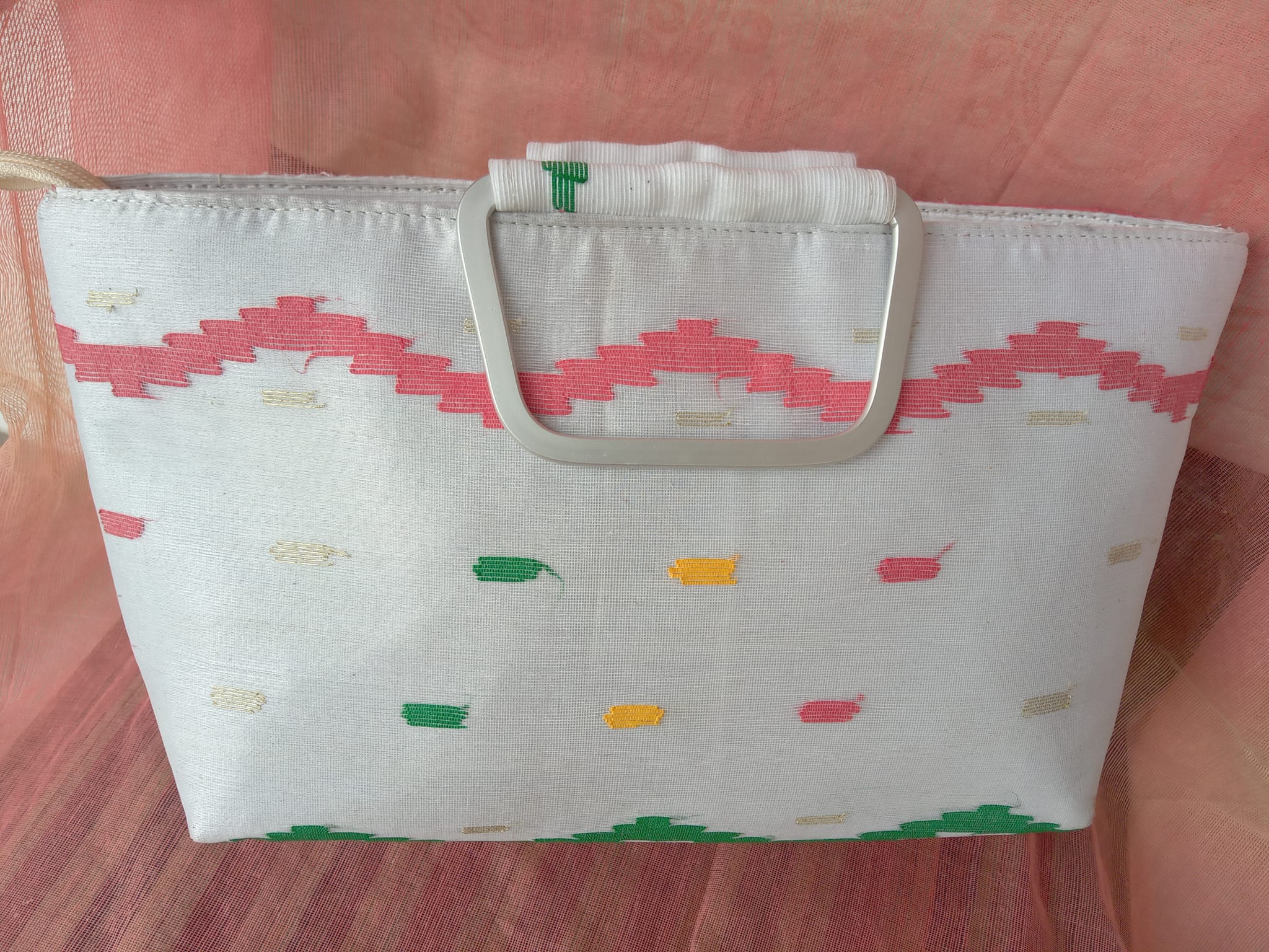 Jamdani Purse (White)